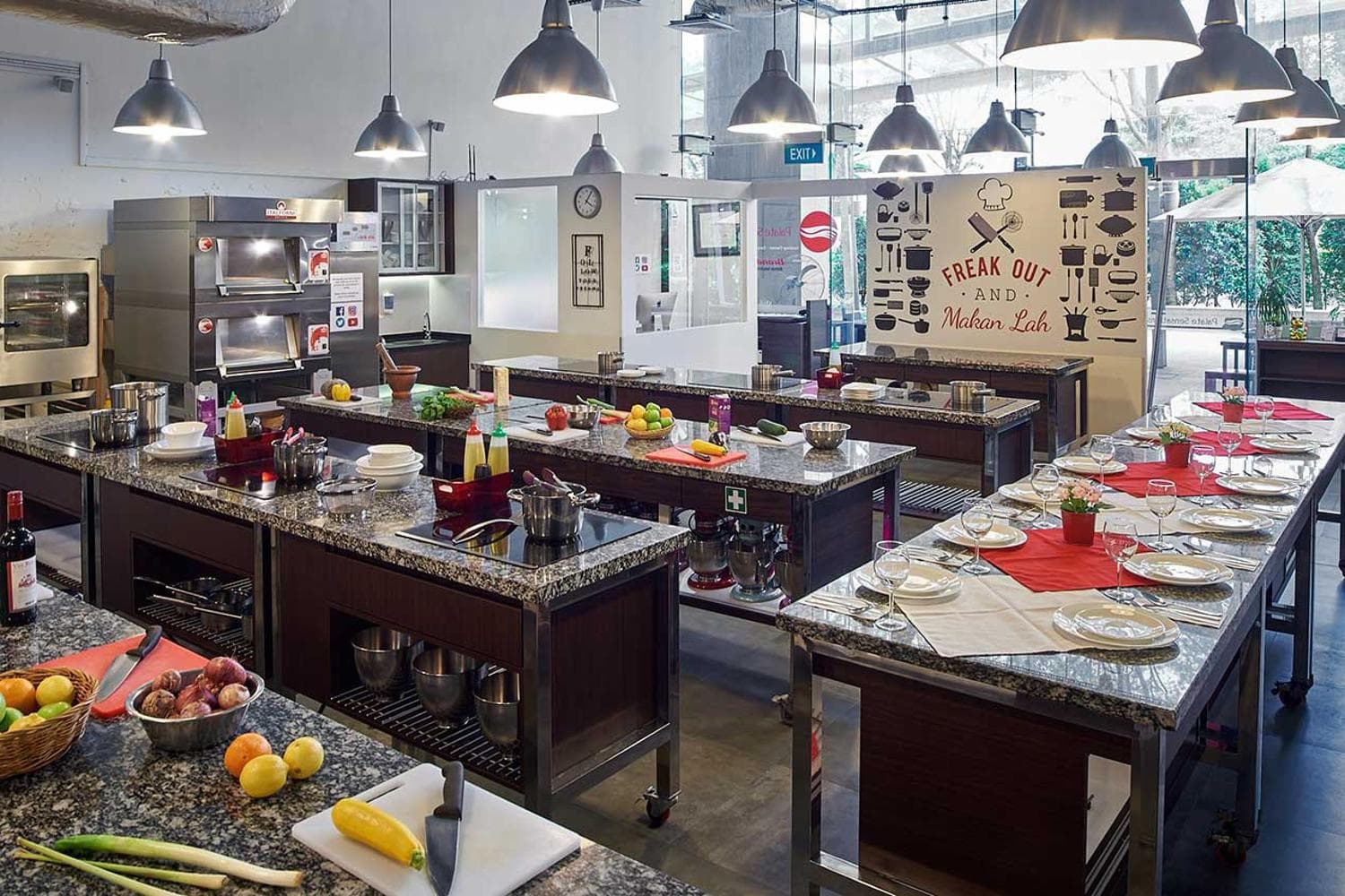 Kitchen Studio Sharing 8 pax, Buona Vista
