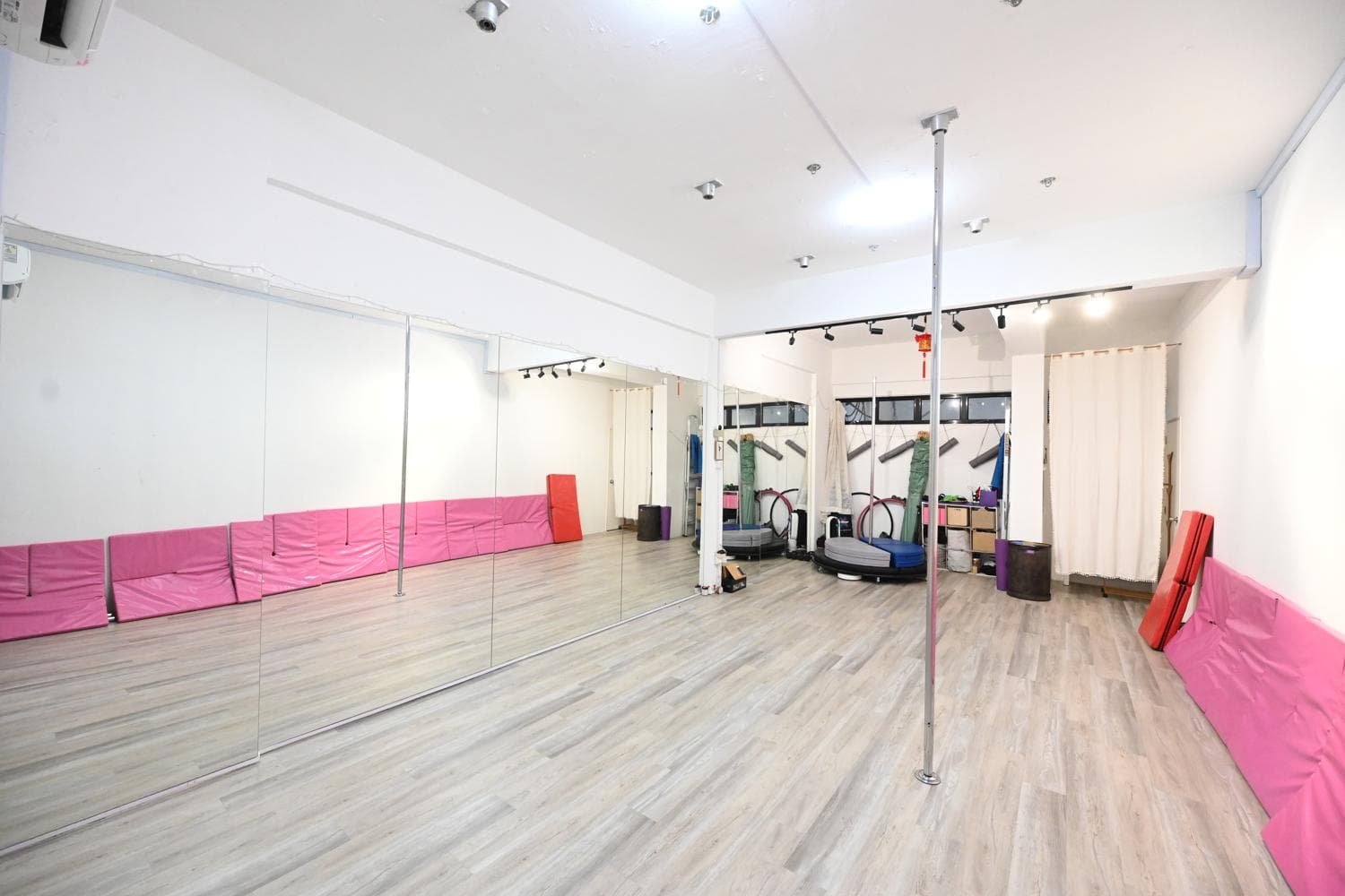 24/7 Groove Studio @ Waterloo Centre