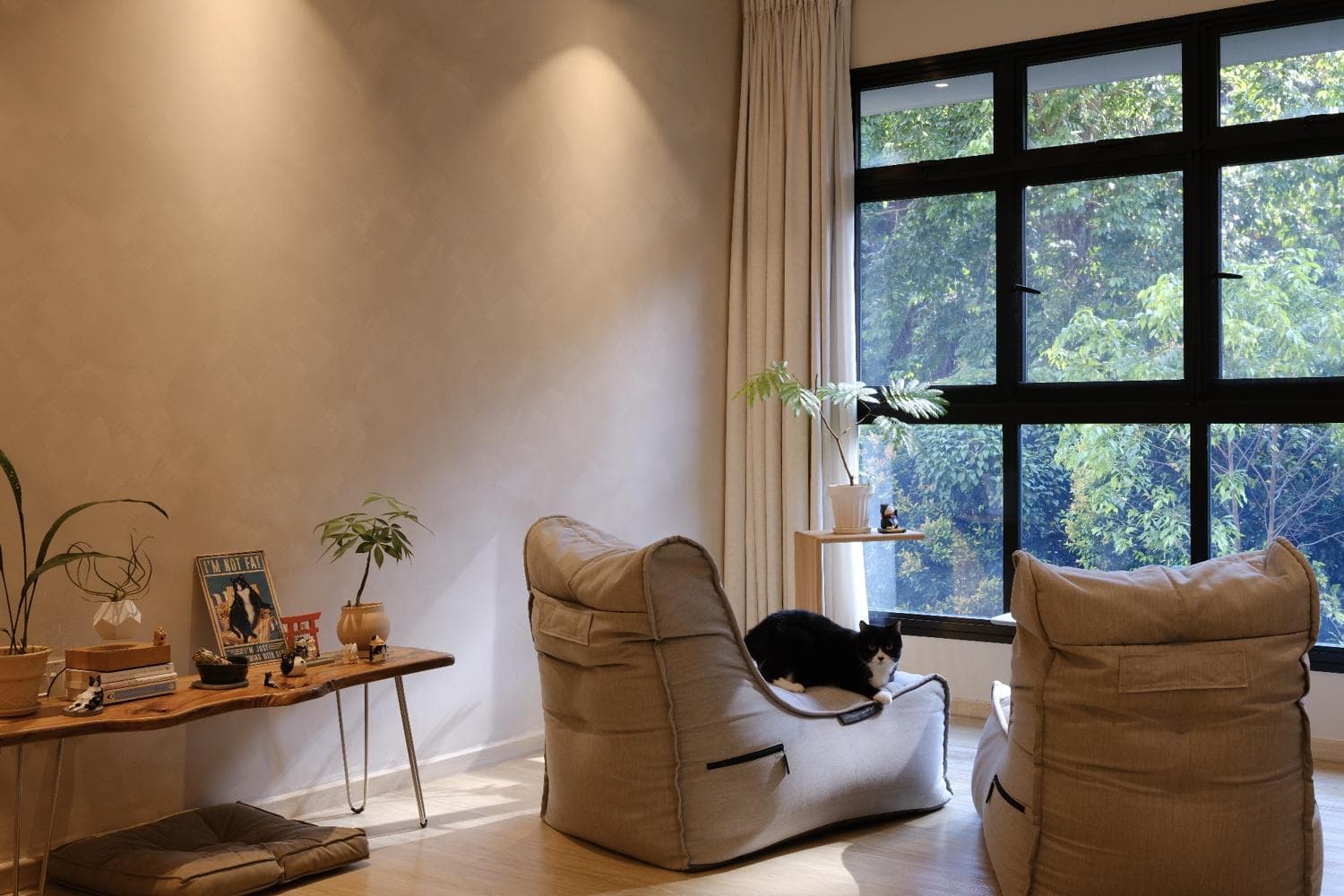 Home cafe cosy wabi-sabi minimalist 4 room flat