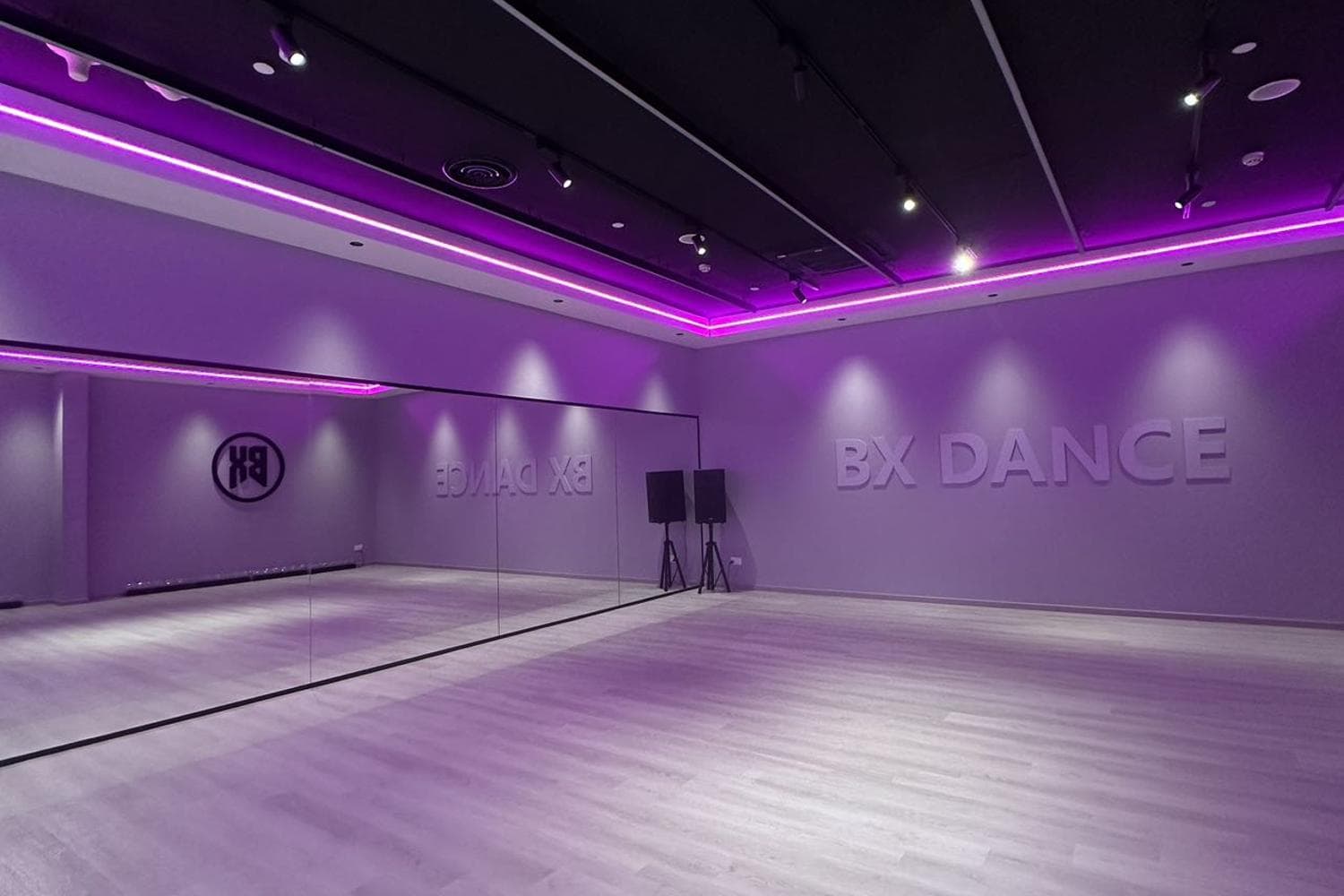 STUDIO BX