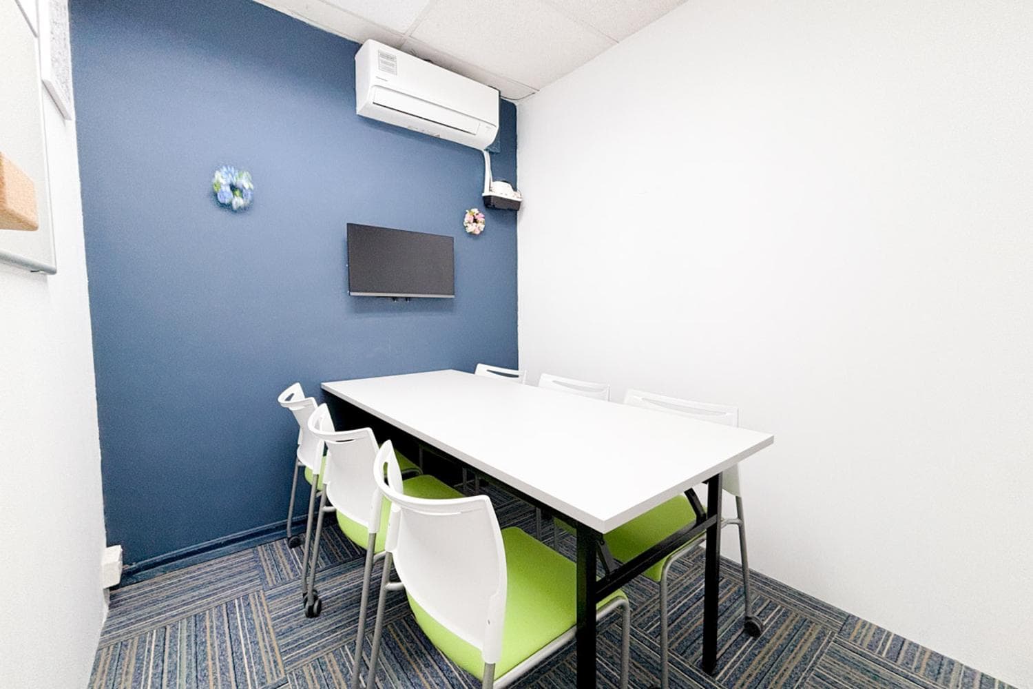 RoomKiosk Tanjong Pagar No.3 - Meeting Room