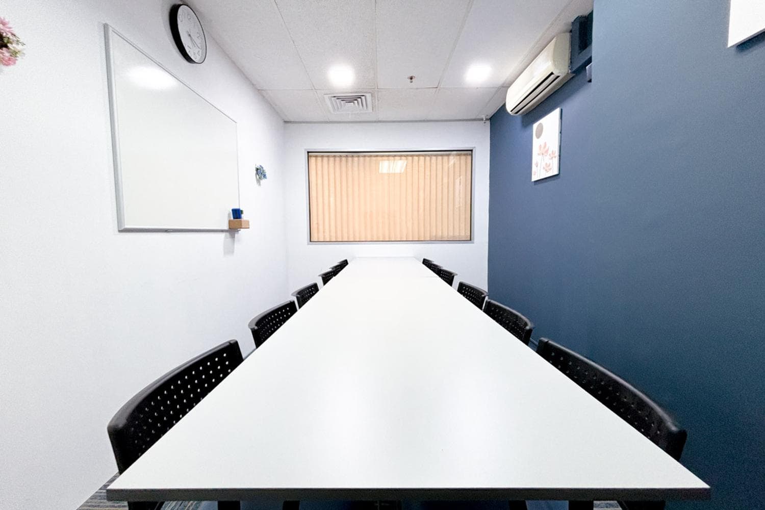 RoomKiosk Tanjong Pagar No.2 - Meeting Room