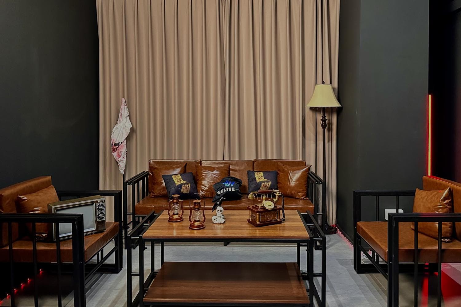 Retro/Vintage Studio Space for rent