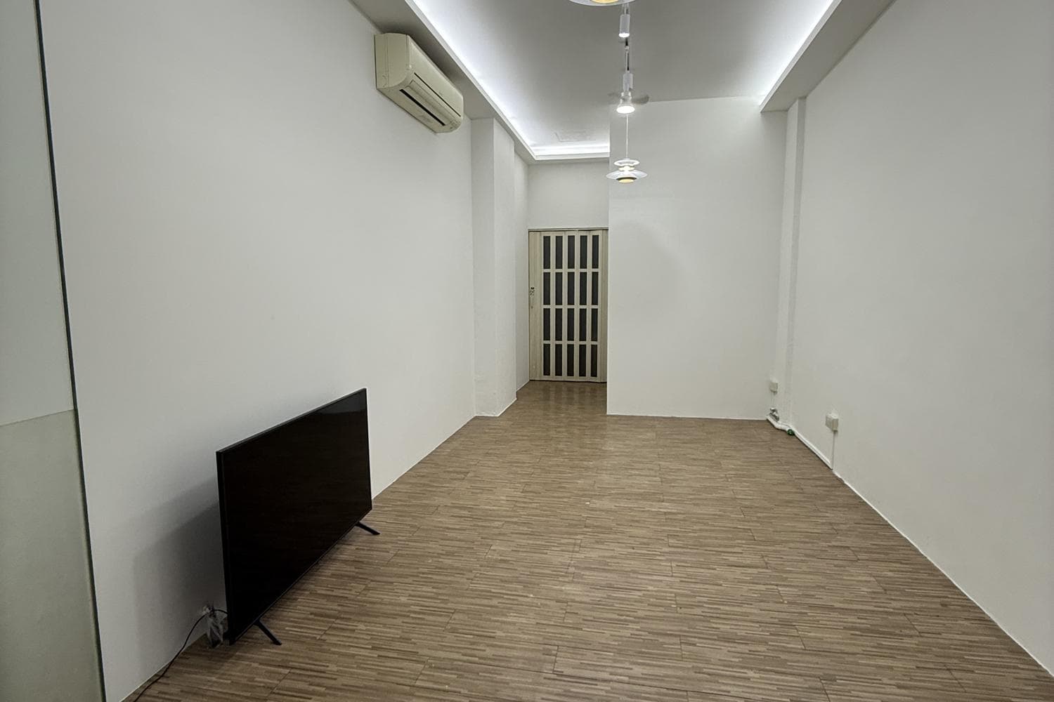 FlexSpace Bugis - 5mins walk MRT, Opp Bugis+ Mall