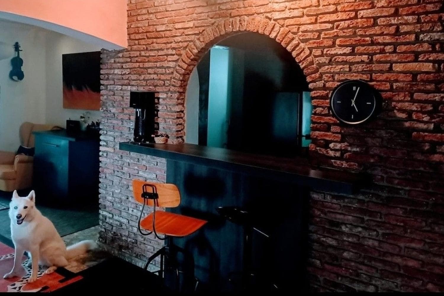 Homely studio for shoots or music recording