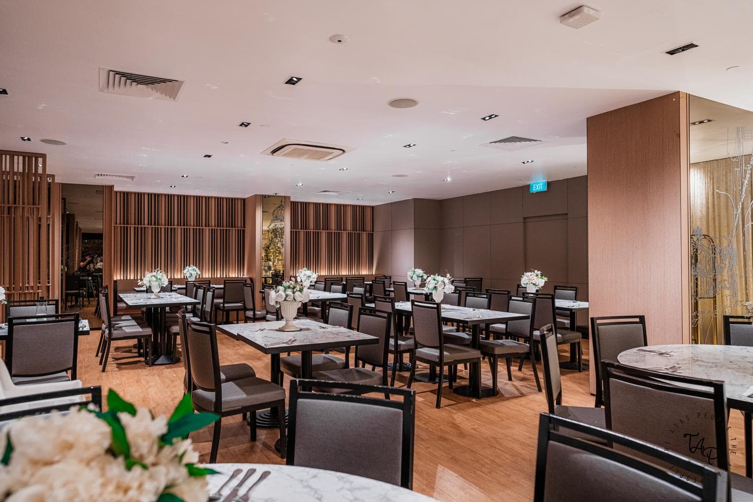 CALI Restaurant, Novotel Singapore on Kitchener