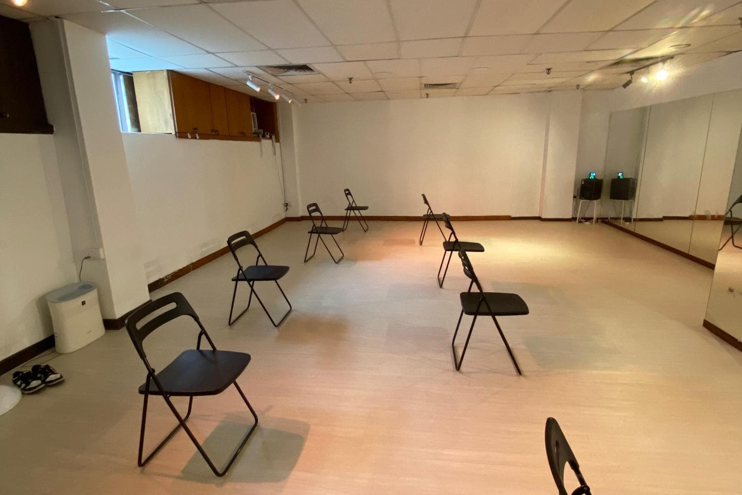 Grooves Up Dance & Fitness Studio