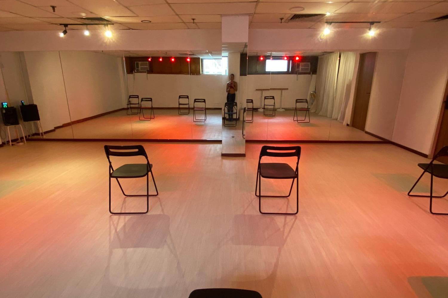 Grooves Up Dance & Fitness Studio