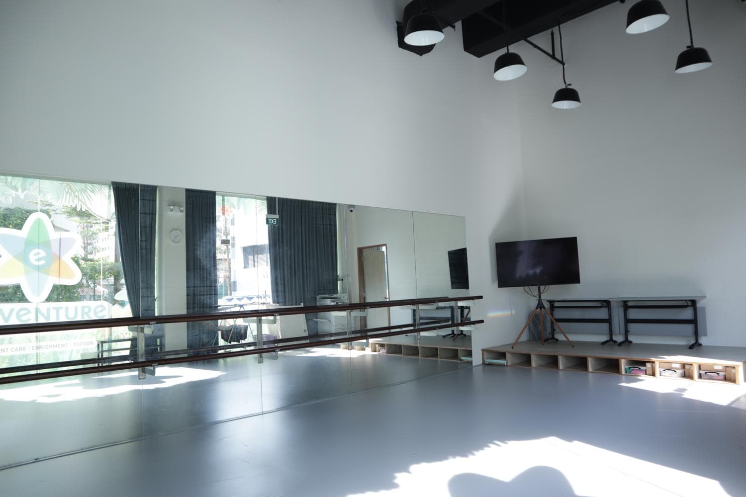 Multipurpose Studio Hall/ Dance / Seminar