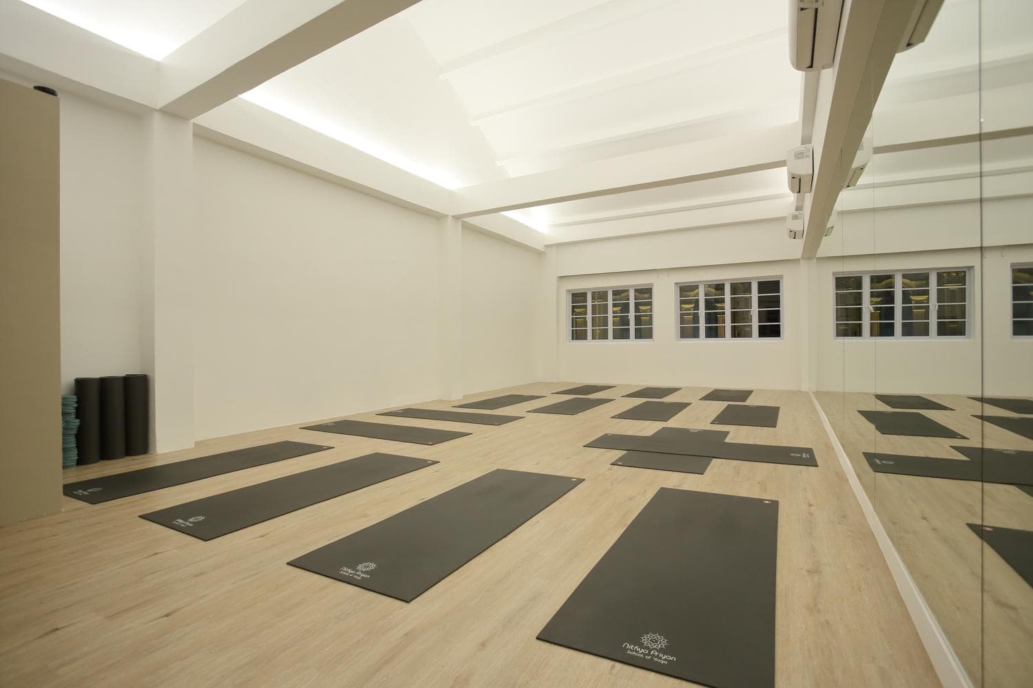 Tranquil Yoga Oasis Above Chinatown
