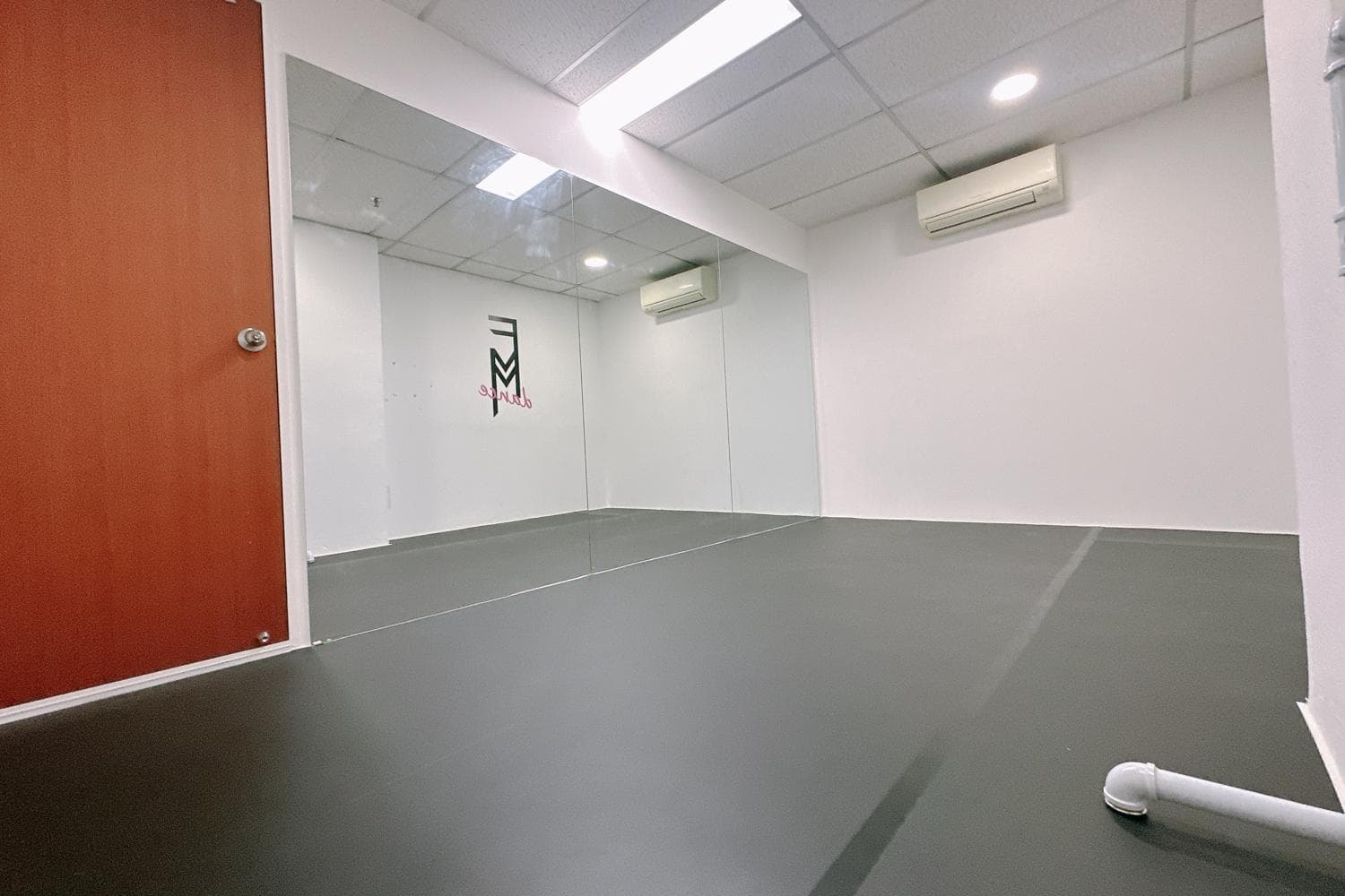 🩰 24/7 Studio Rogers @ Bukit Merah