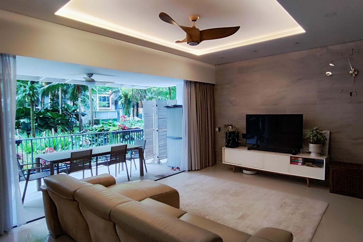 Large modern living room