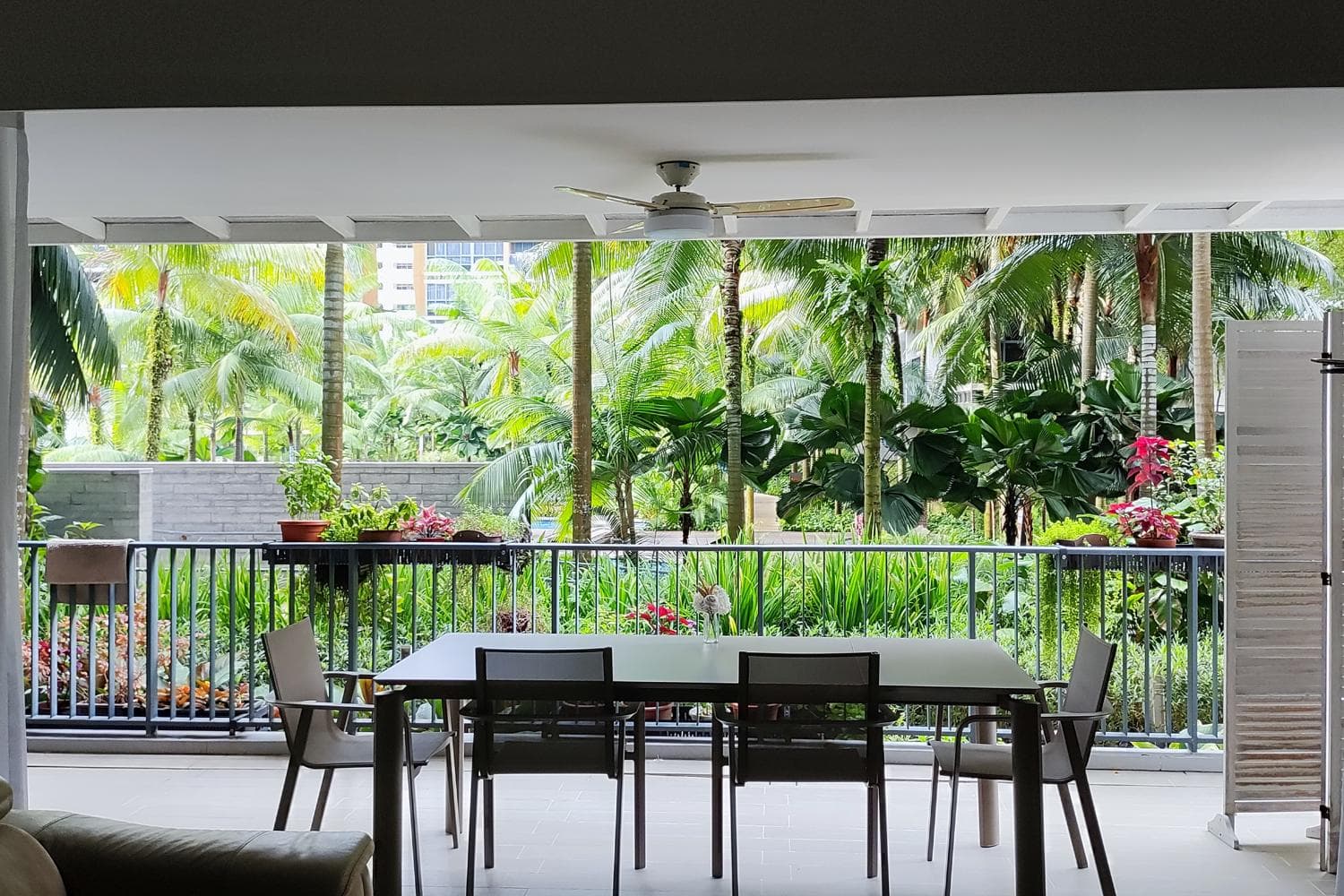 Beautiful Greenary Patio