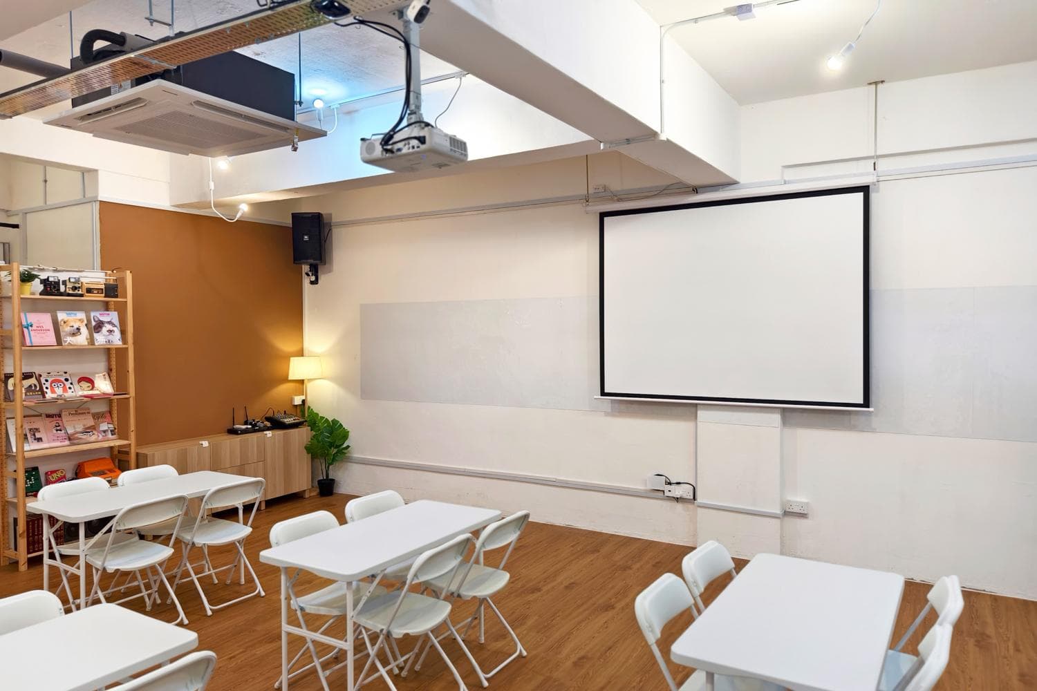 Bras Basah & Bencoolen MRT Event Space 850sqft | studio2f @ Waterloo
