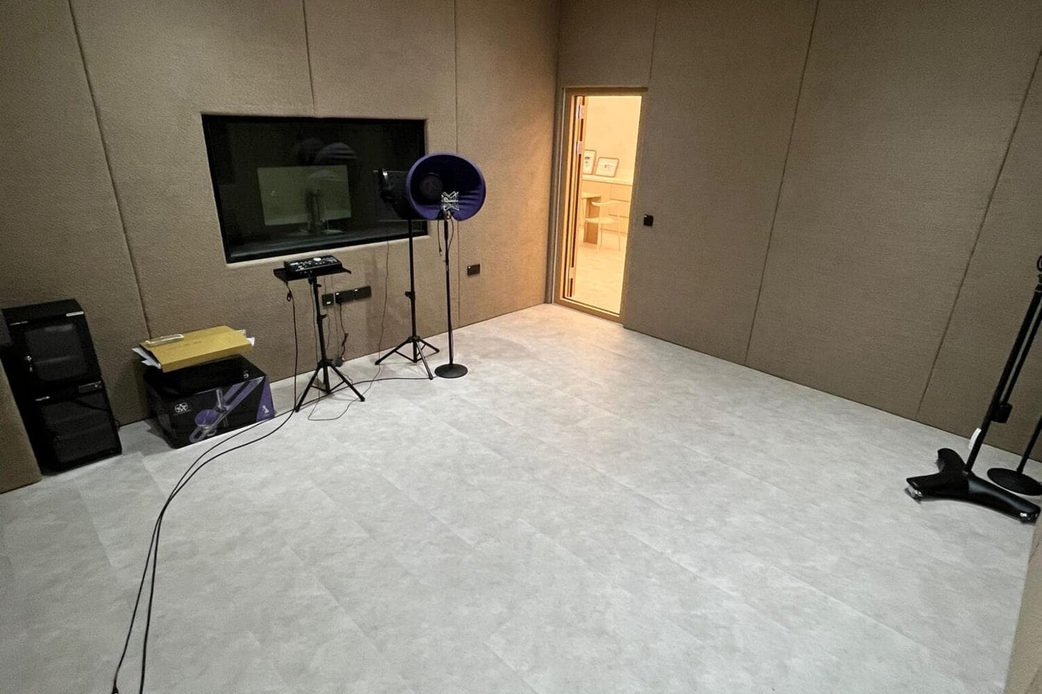 Recording Studio+Control Room