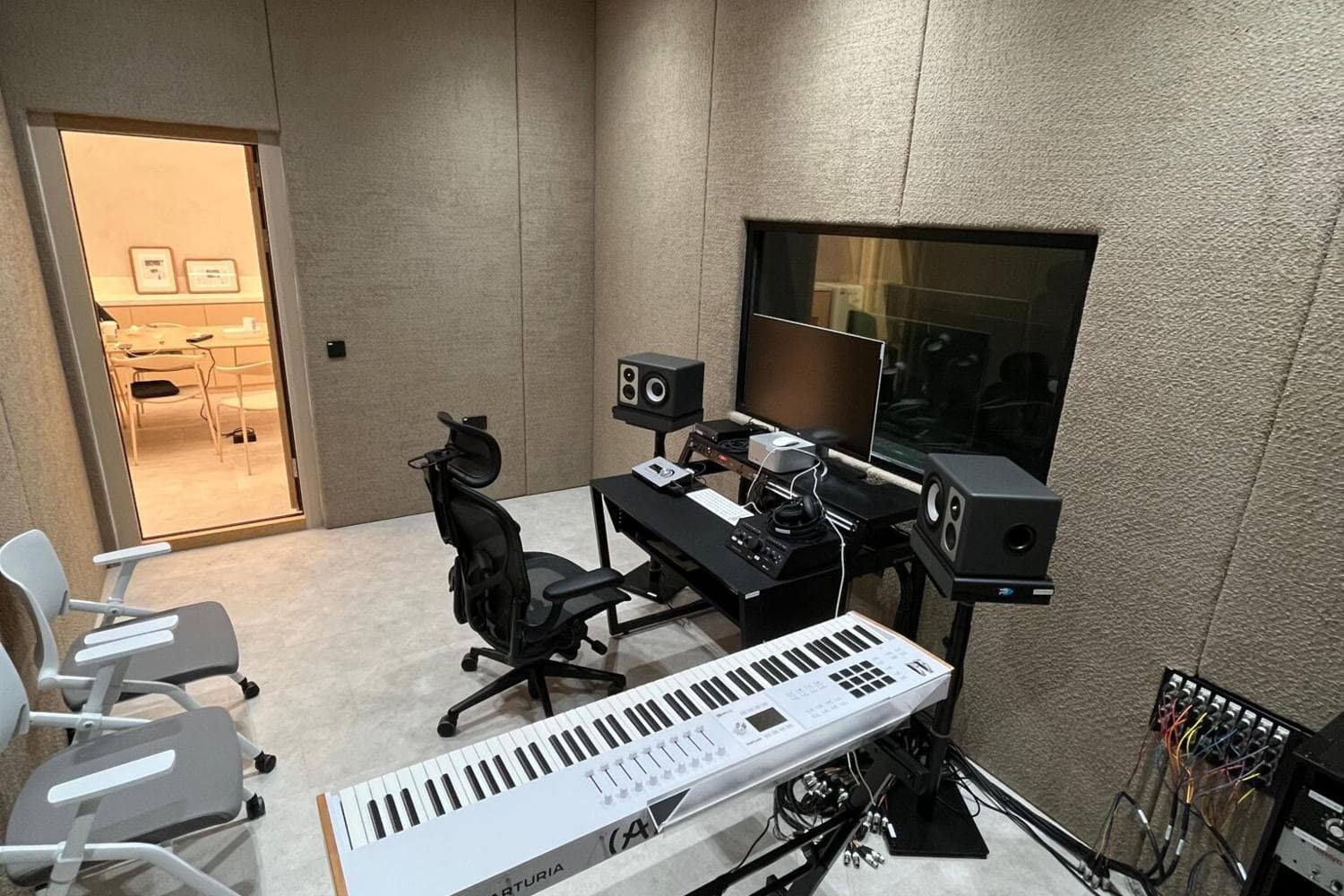Recording Studio+Control Room