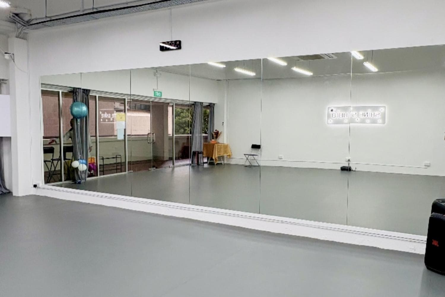 Shine Studio