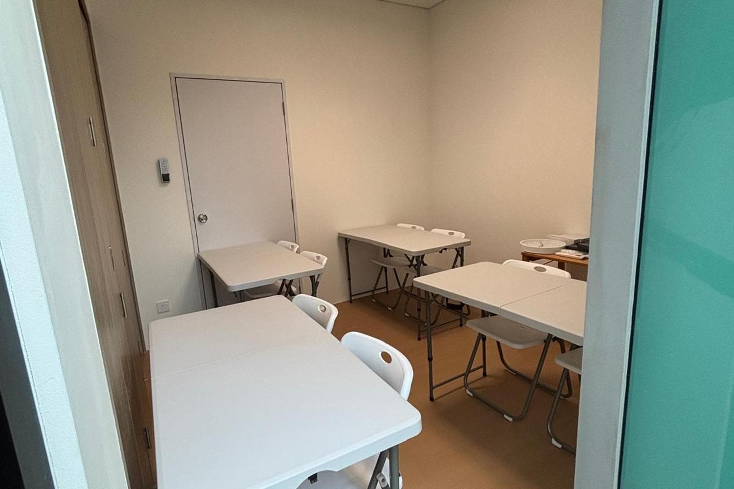 Classroom @ Macperson MRT for rent