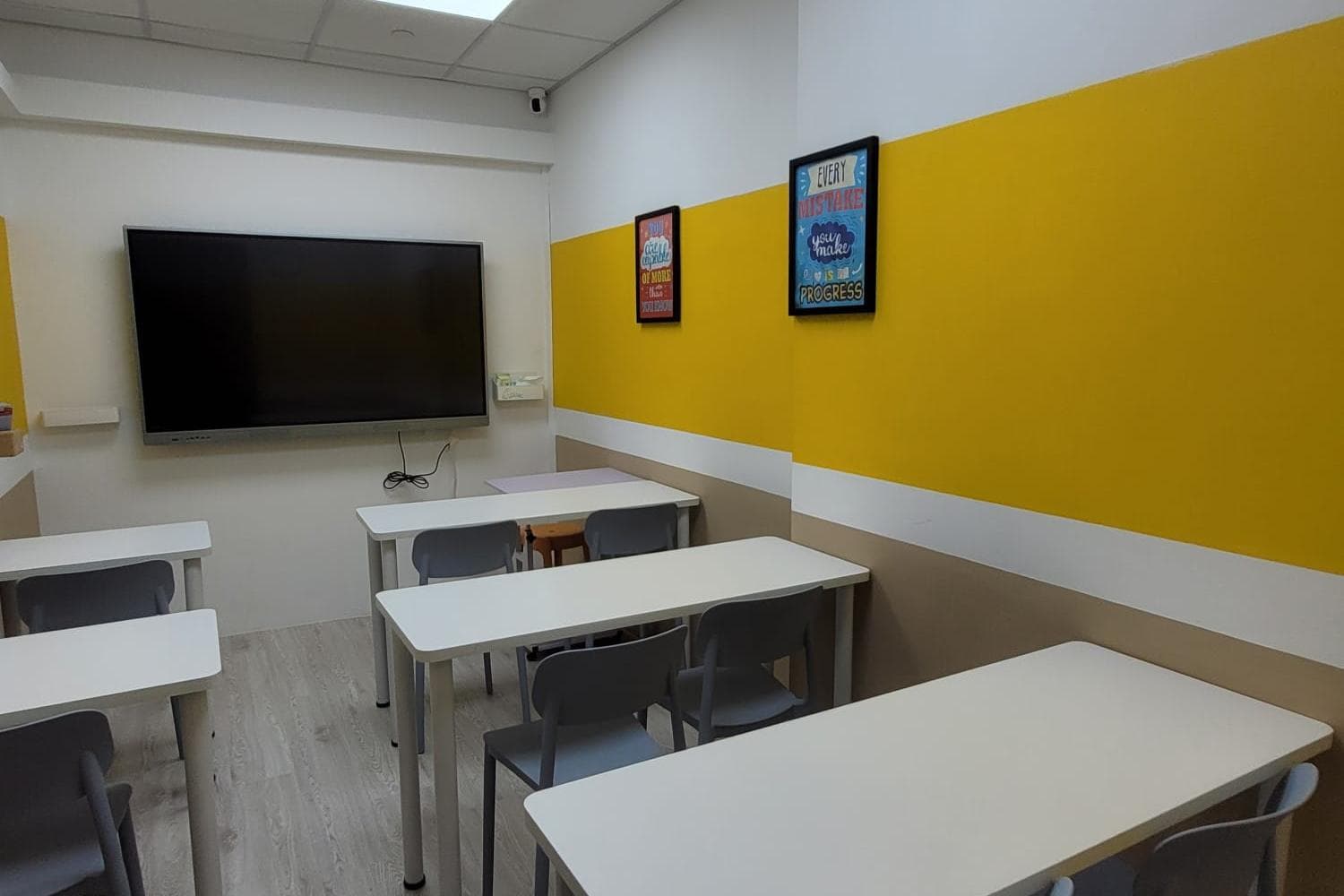 Near Woodleigh MRT Classroom Workspace