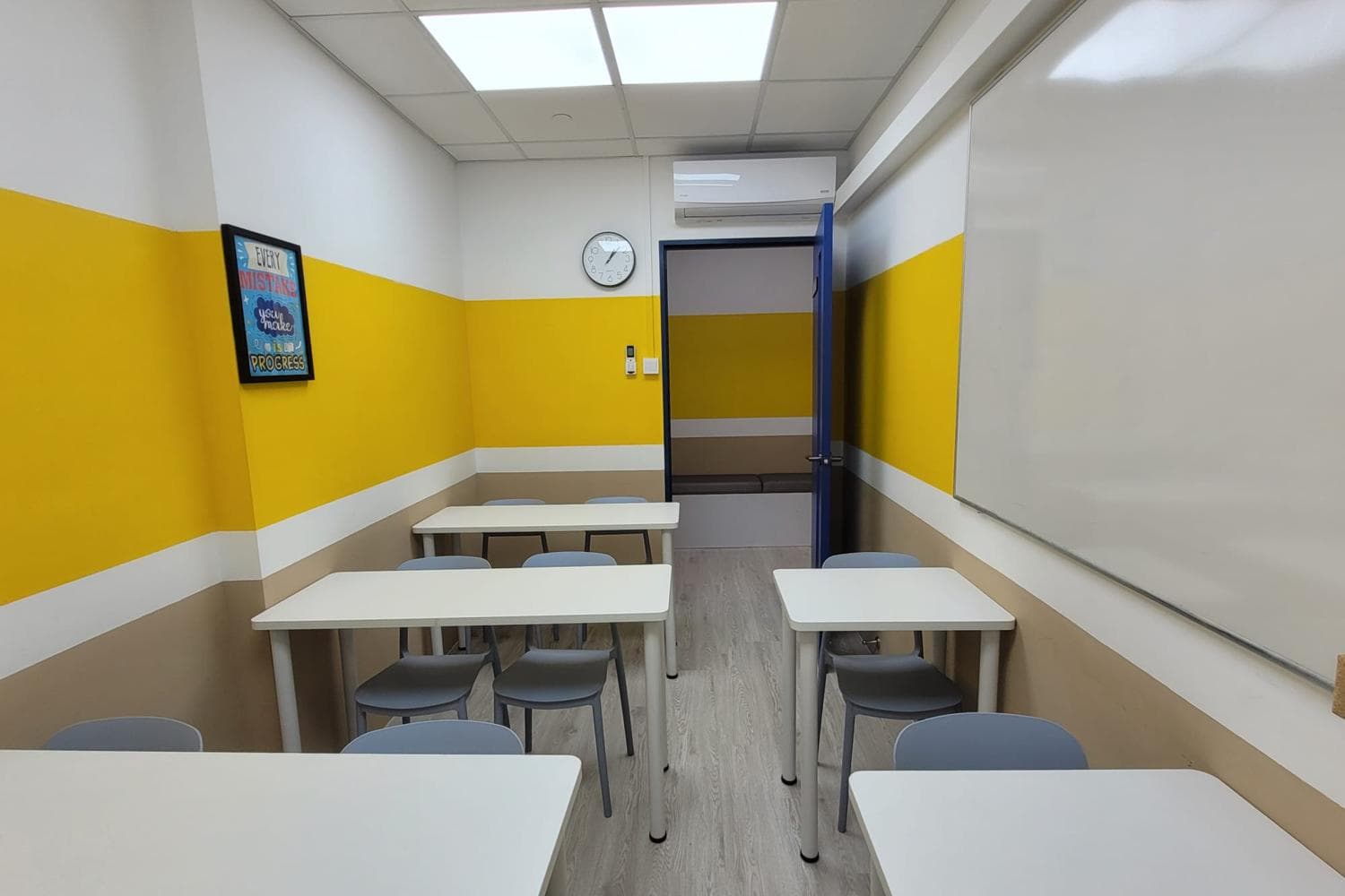 Near Woodleigh MRT Classroom Workspace