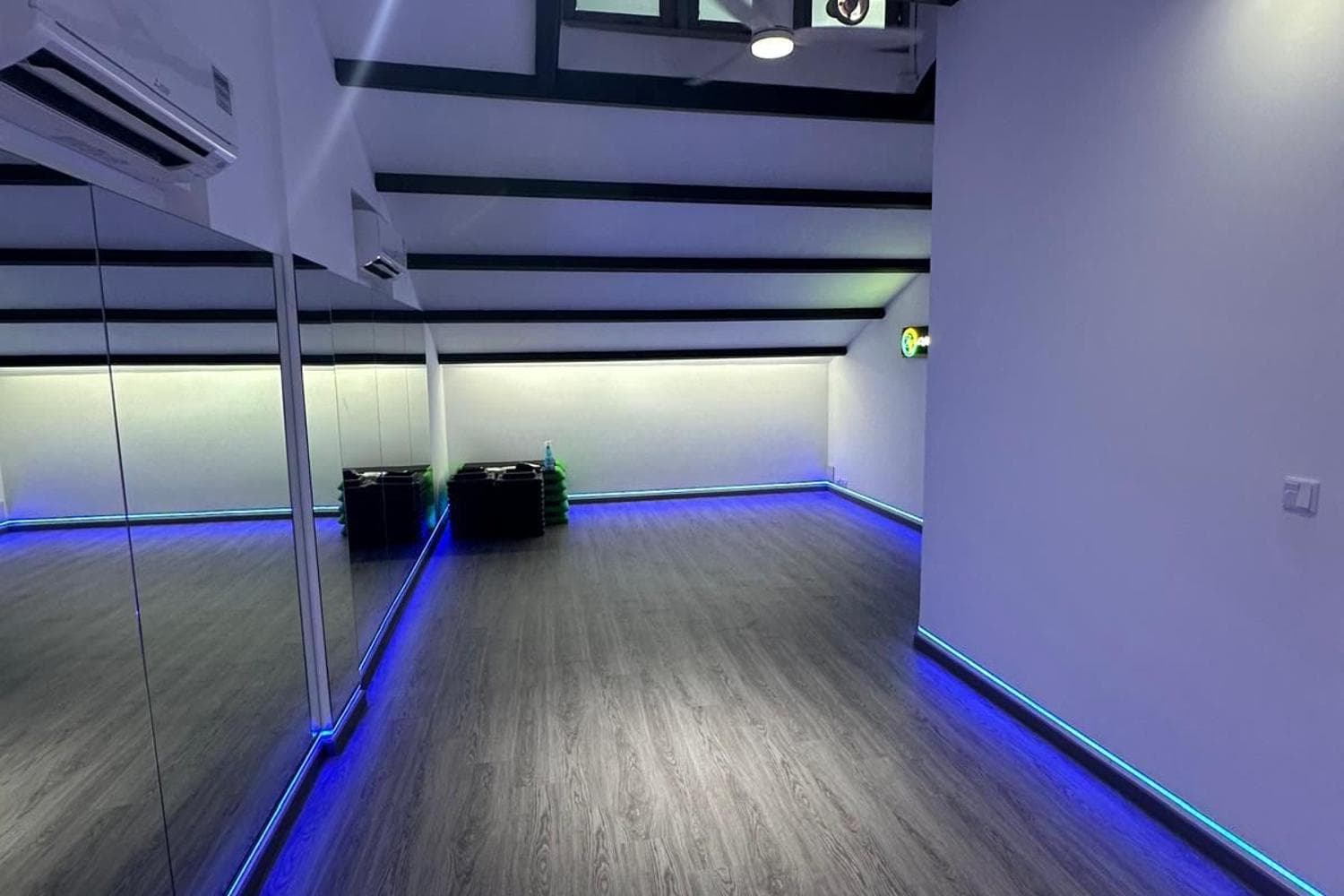 Zumbaton Studio
