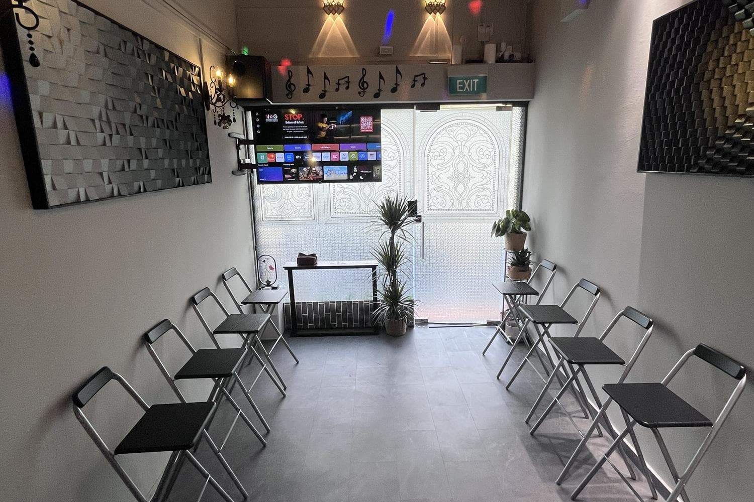 THE VIBE HAUS - A SMALLEST EVENT VENUE FOR RENT
