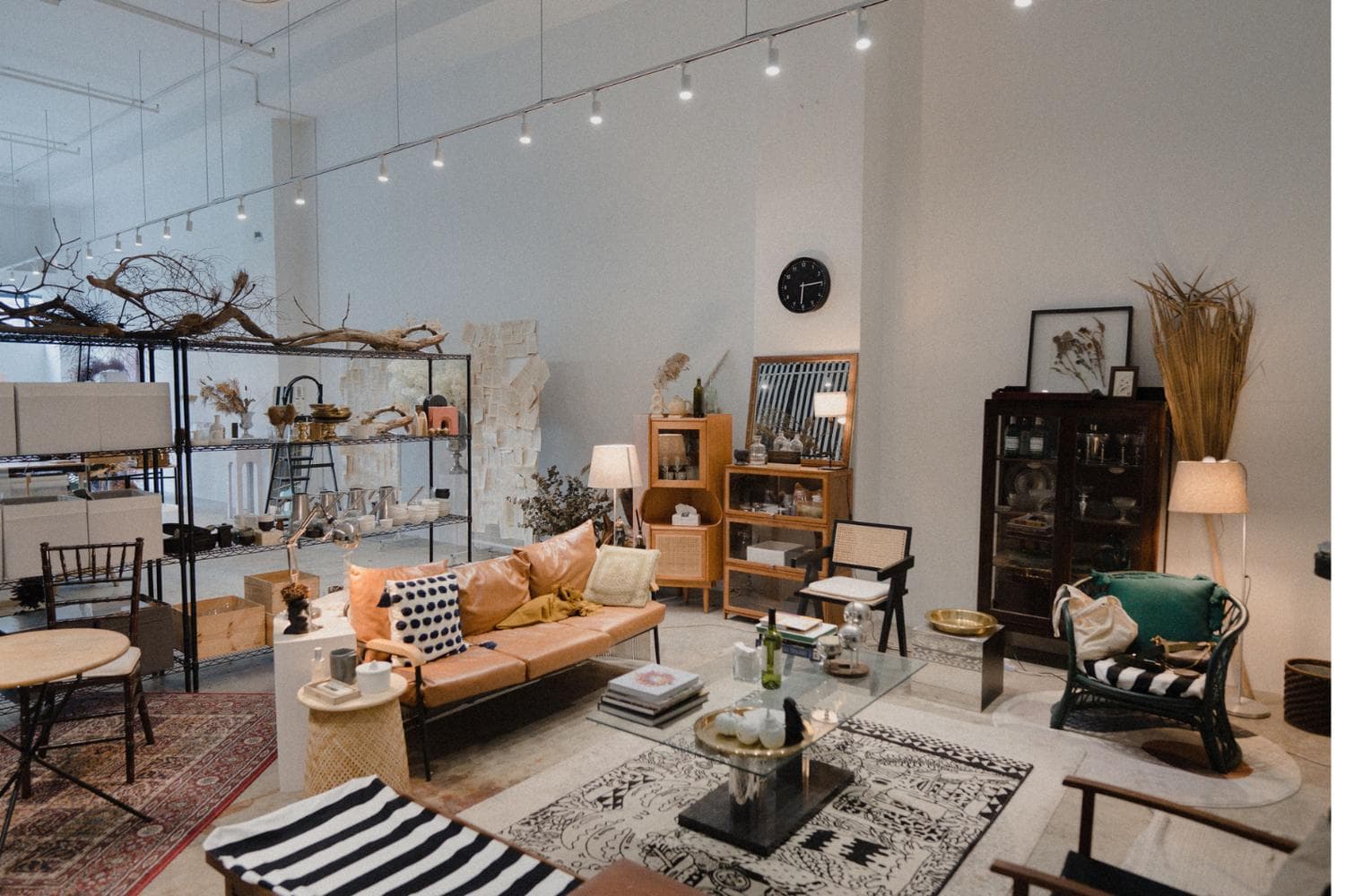 Pet Friendly 2099sqft Large Studio Space with 6m Ceiling