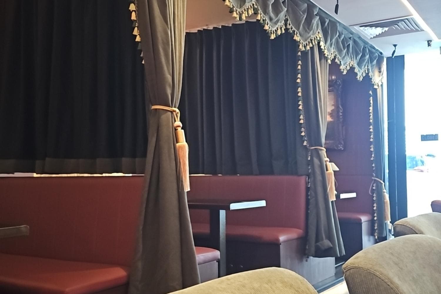 BFF Bar (coworking/study)