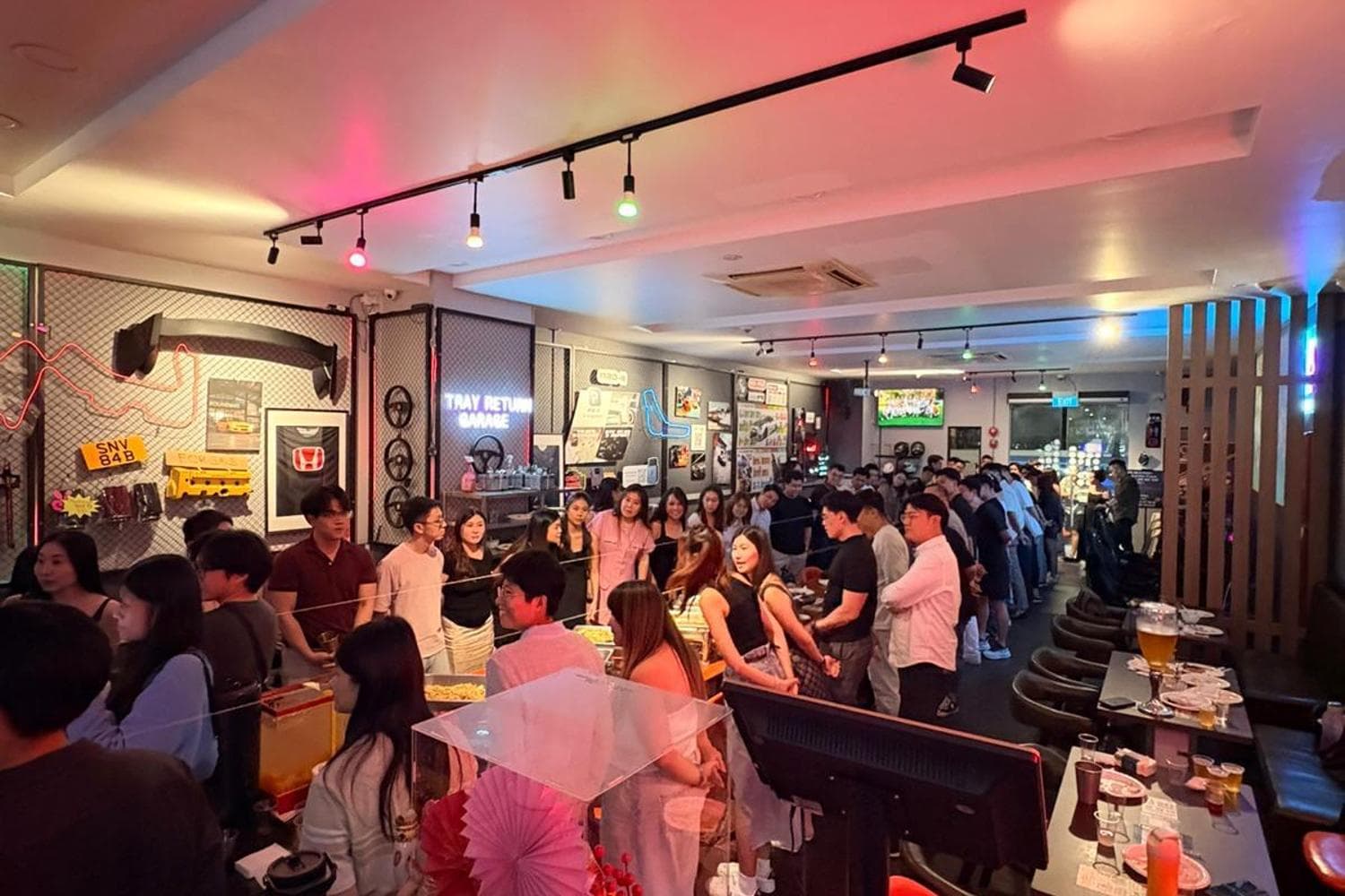 Rounding Sg Singapore one and only car theme Cafe