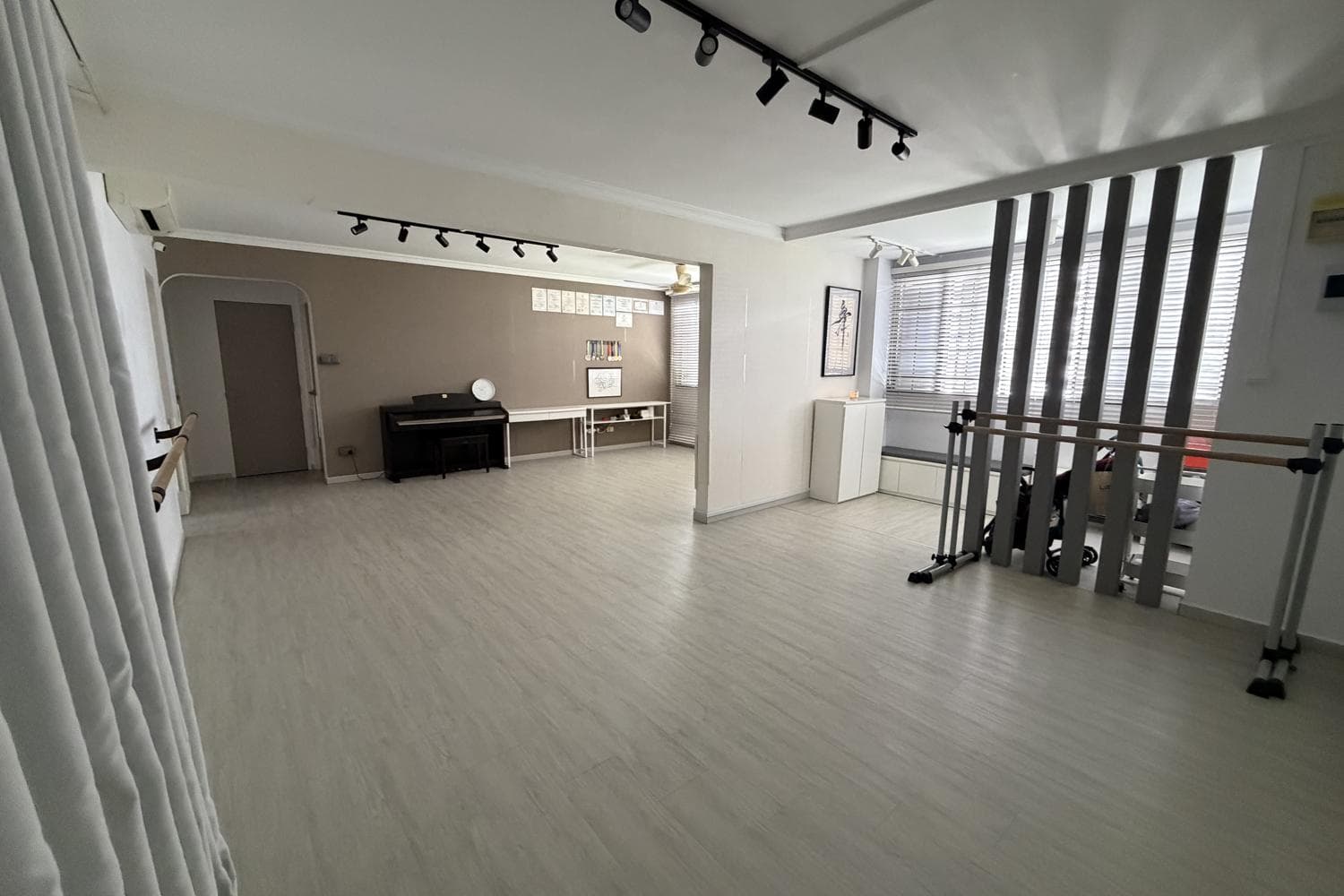 Smile Bridge Atelier | Dance & Creative Studio