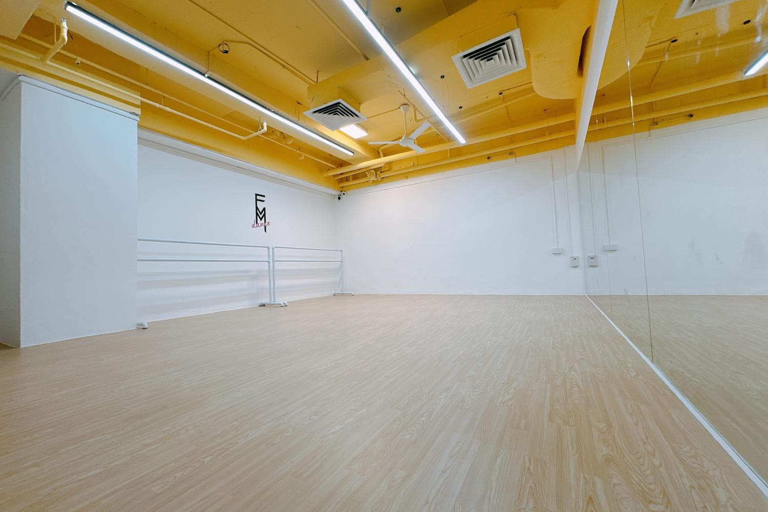 🌟 24/7 Studio Moira @ Orchard