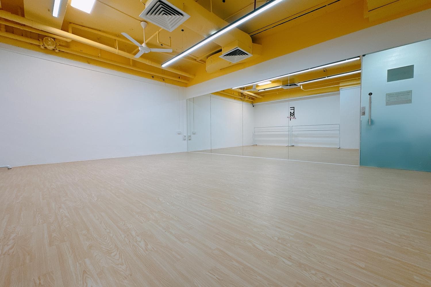 🌟 24/7 Studio Moira @ Orchard