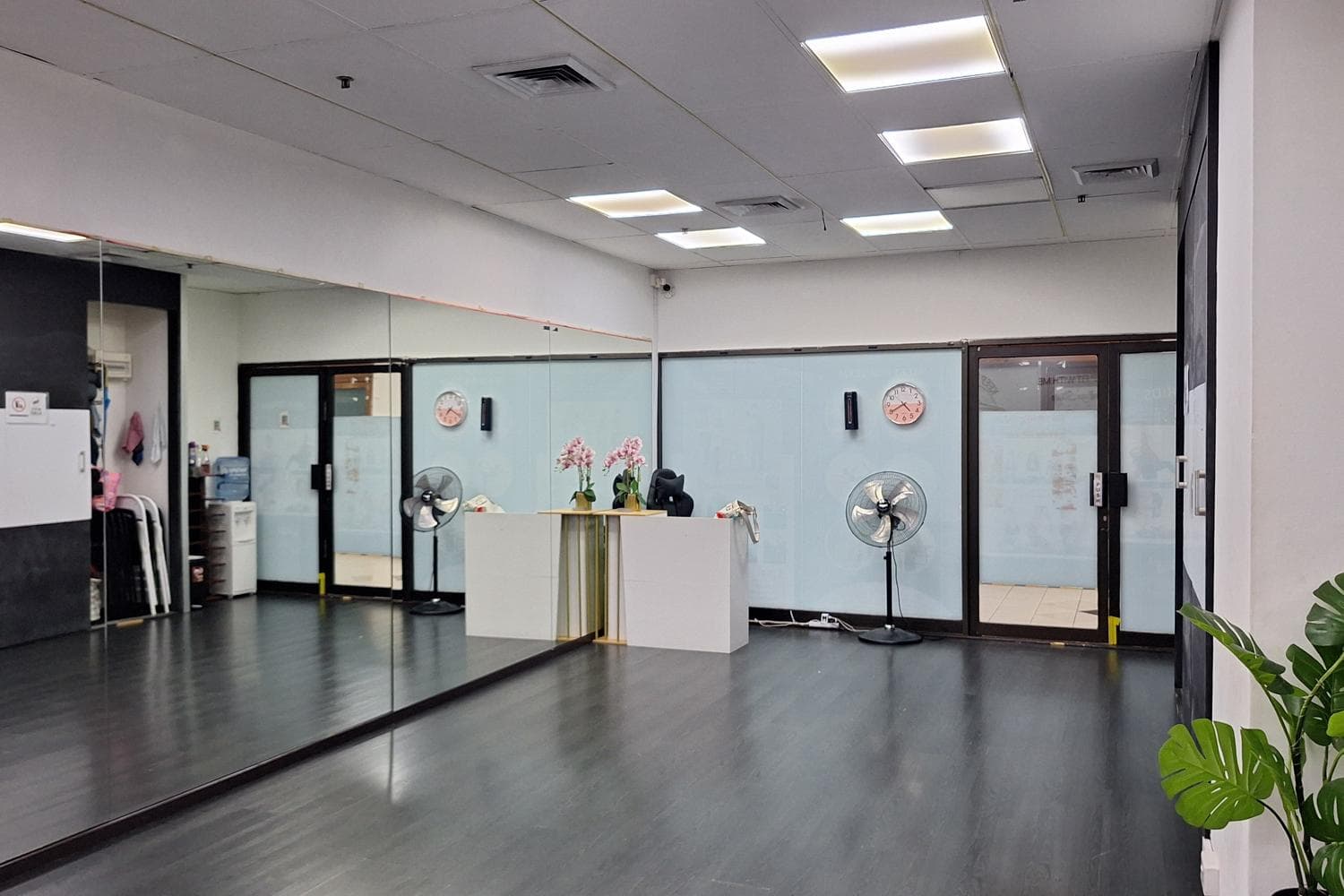 Fitness Dance Yoga studio @Parklane Shopping Mall