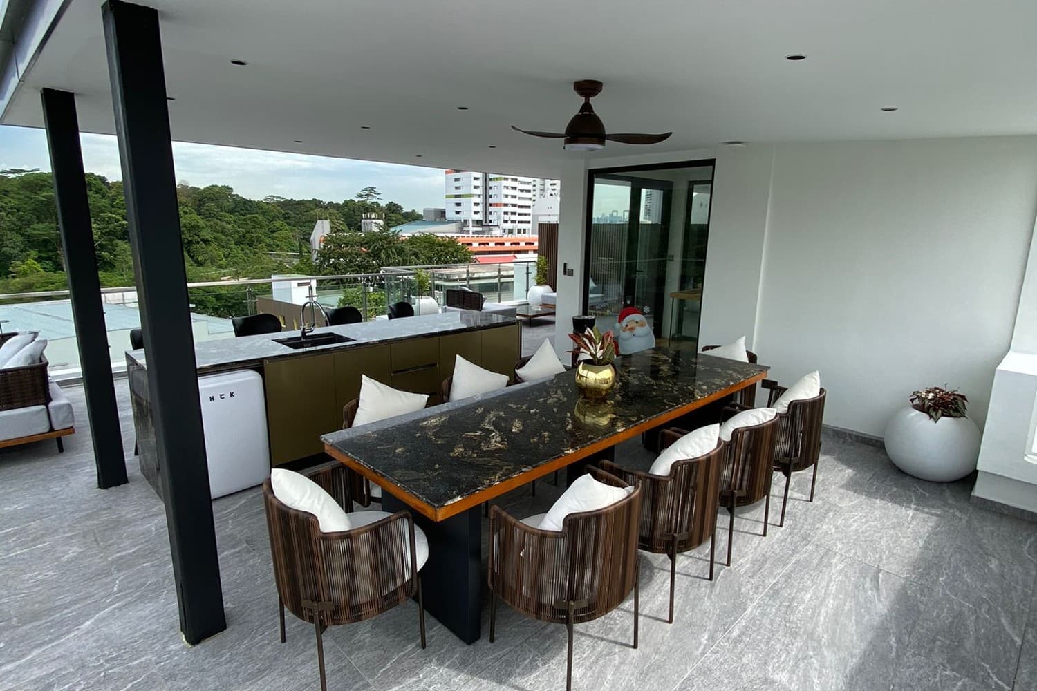 Rooftop space for shoots, gatherings & events