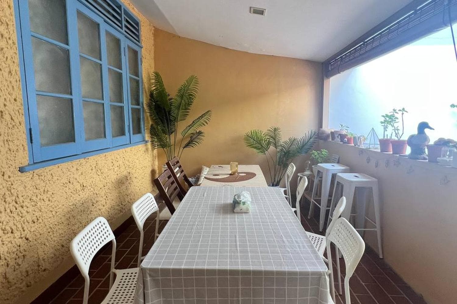 Outdoor Patio Garden Space for Film & Photoshoots