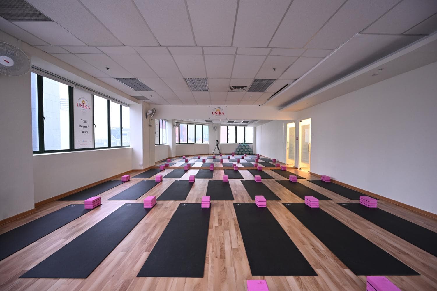 Unika Yoga & Therapy Big Studio