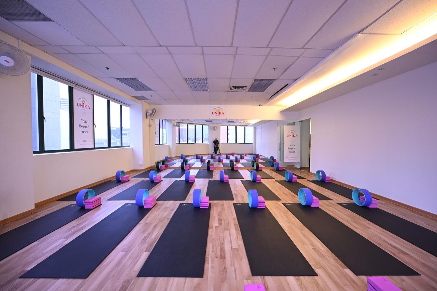 Unika Yoga & Therapy Big Studio