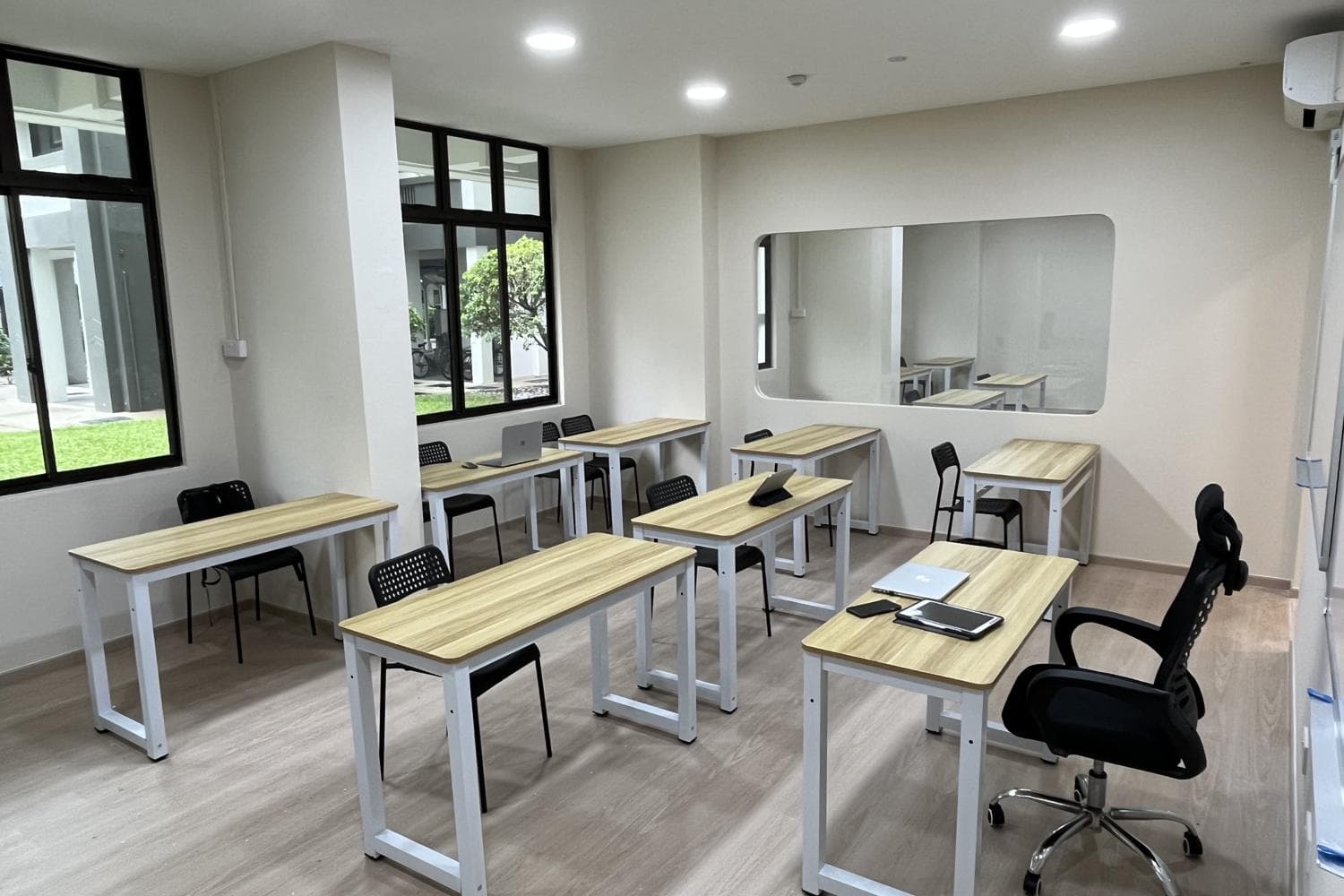 Sage Academy Classroom 4 Admiralty