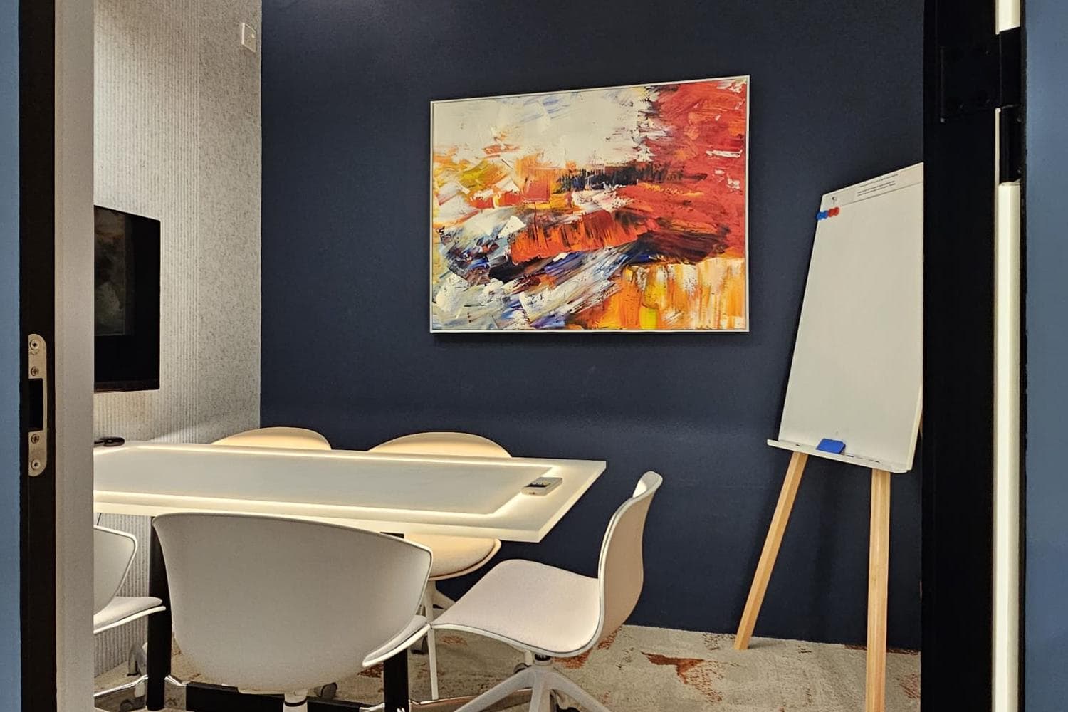 Meeting room for 6 @ Admiralty