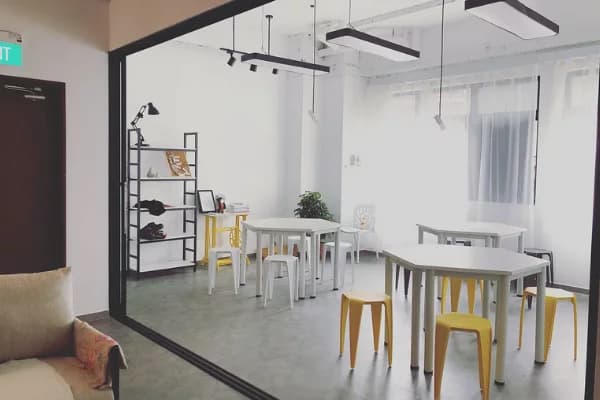 Choosing Between Real Life Meetings and Zoom Calls